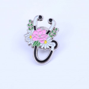 China factory custom wholesale casting lapel pin soft enamel pin